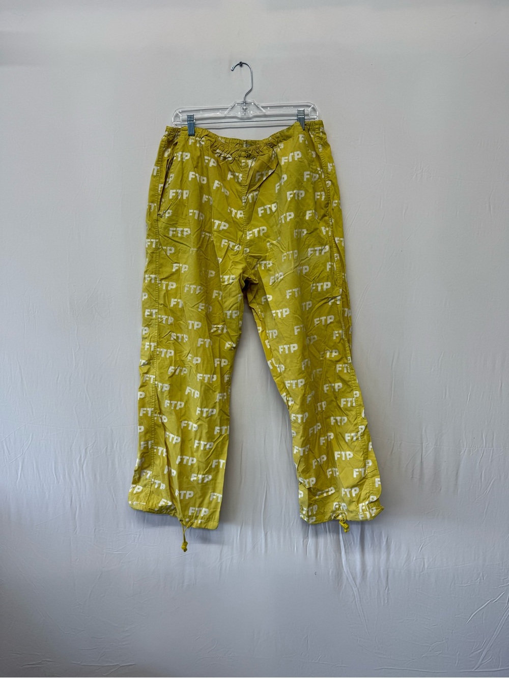 FTP Men's Yellow All Over Logo Pants Size XXL
